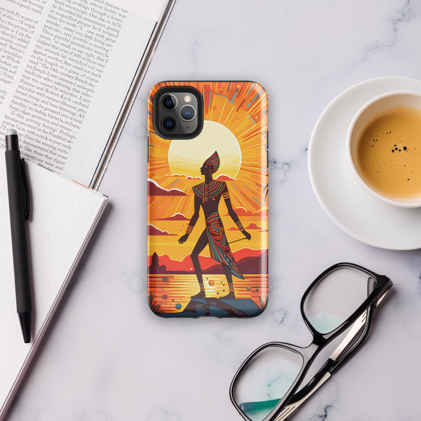 Coque d'iPhone® rigide : Akhenaton, pharaon iconique